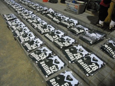 �V���j������